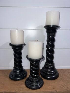 Vintage Classic Black Twisted Wood Candlestick Set with White Pillar Candles
